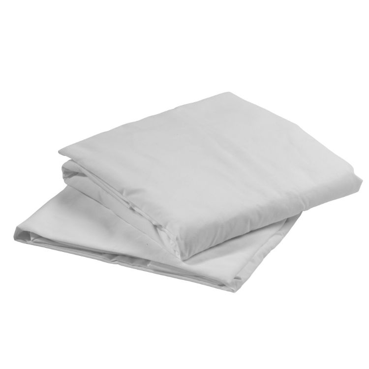 Extended fitted sheets for adjustable hospital and homecare beds